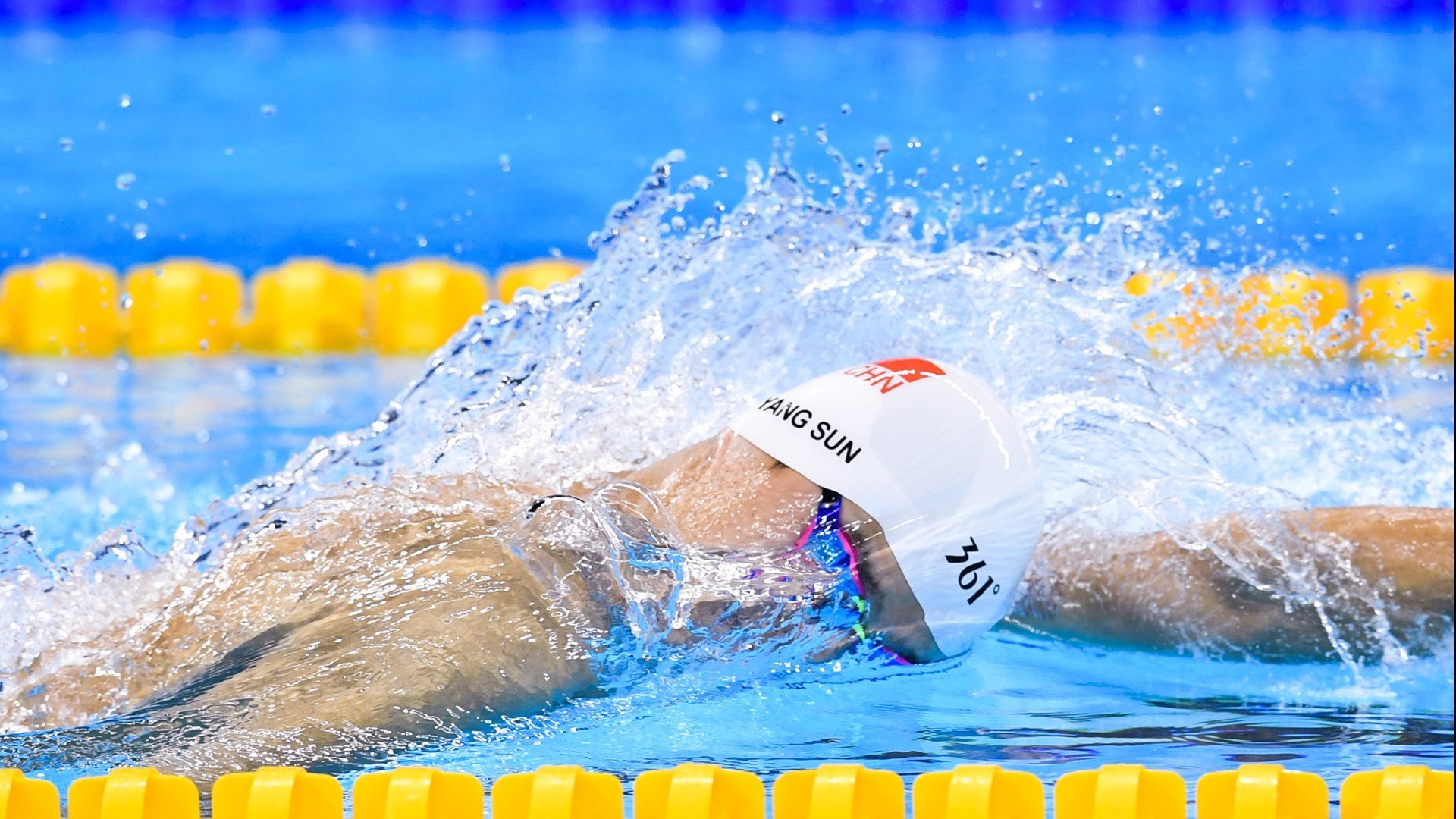 张伟丽裸绞获胜刷新亚洲纪录，张伟丽40秒ko视频