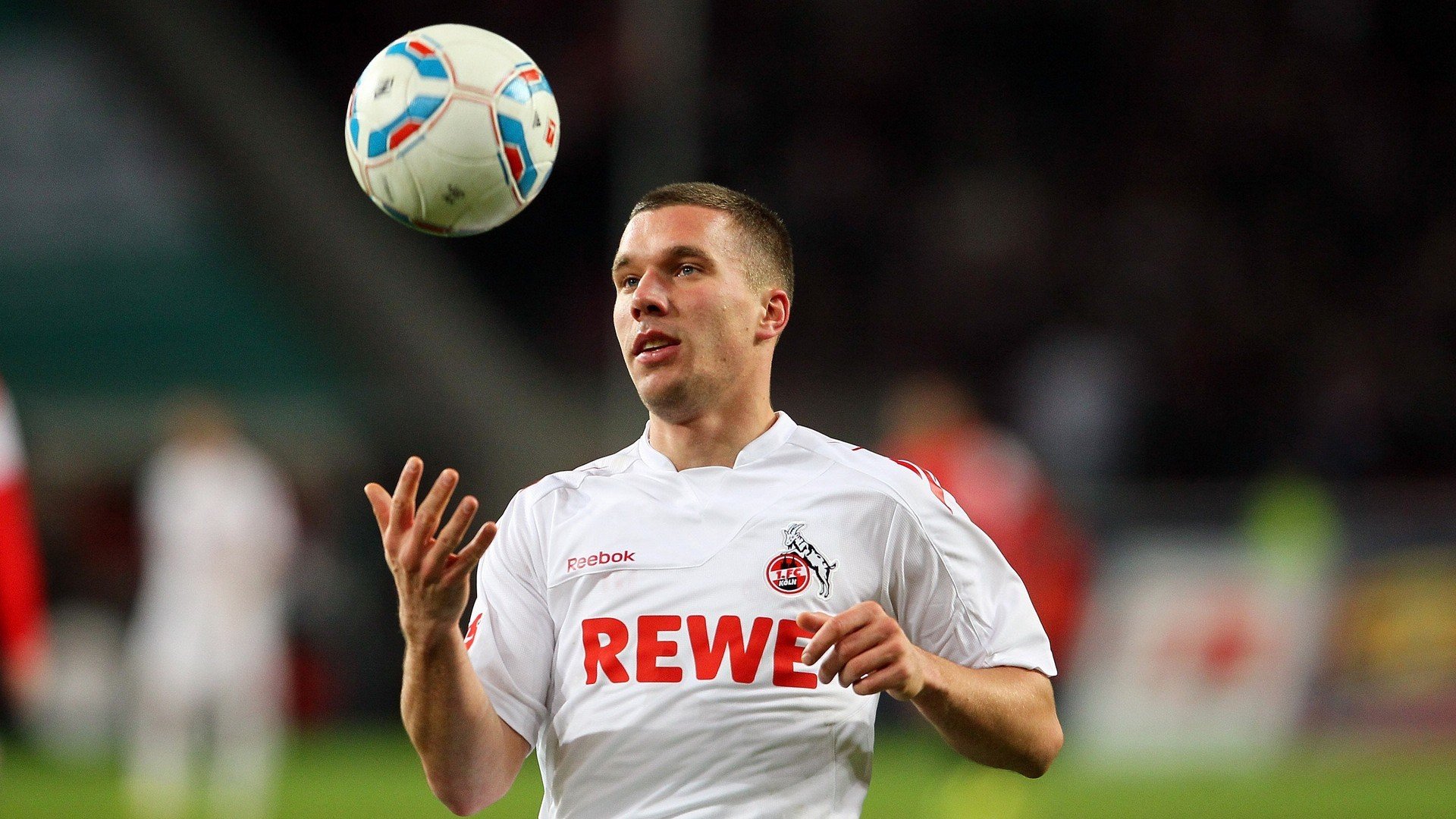 意甲经典瞬间:激情拼抢与高水平控球的完美结合