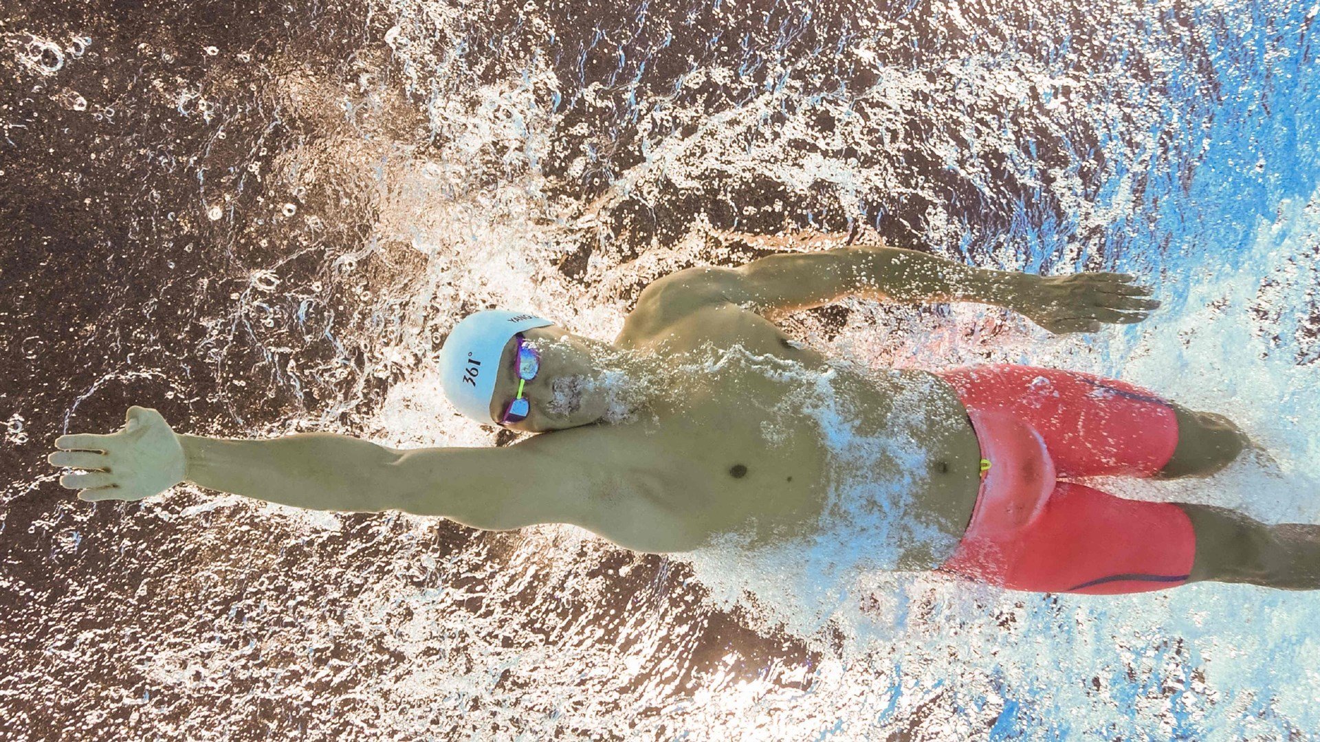 埃尔·哈努斯在巴黎奥运会男足比赛中表现出色